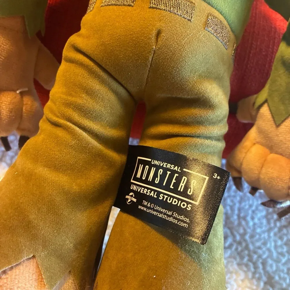 Universal Studios Monsters The Wolf Man Plush NWOT  Green Brown